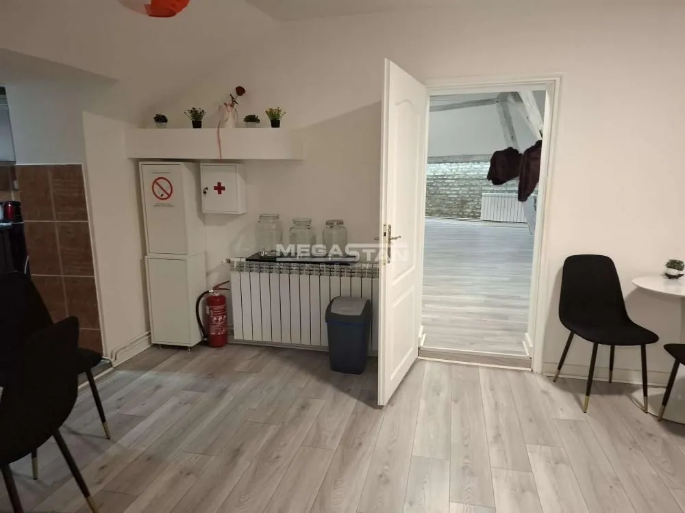 Sale, four bedroom apartment, 127m², Stari Grad, Beograd