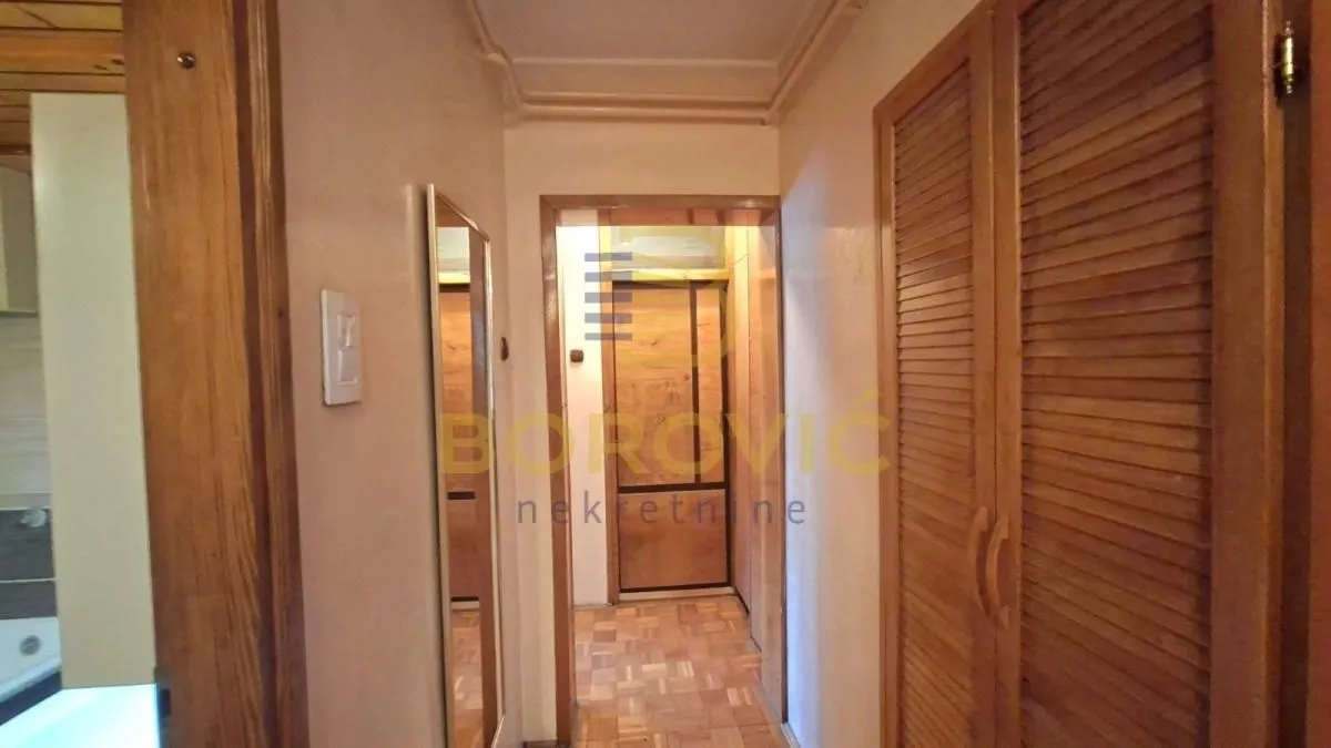 Rent, three bedroom apartment, 80m², Savski Venac, Beograd
