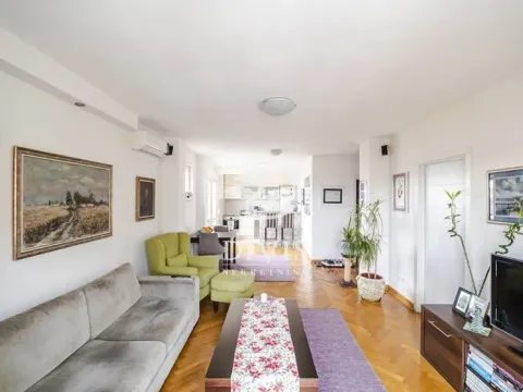 Sale, two bedroom apartment, 56m², Neimar, Vračar Sve Podlokacije - image 4