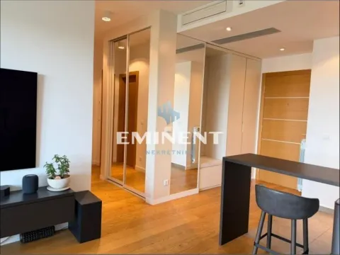 Rent, three bedroom apartment, 88m², Savski Venac, Beograd - image 18