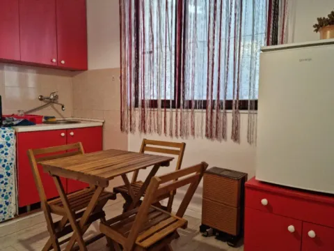 Izdavanje, jednosoban stan, 34m², Zemun Centar, Zemun Sve Podlokacije - image 12