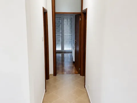 Rent, two bedroom apartment, 72m², Momišići, Podgorica - image 7