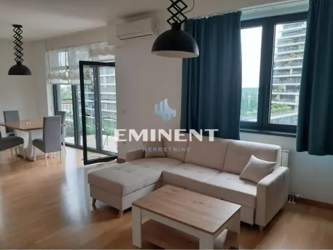 Izdavanje, trosoban stan, 82m², Savski Venac, Beograd - image 4