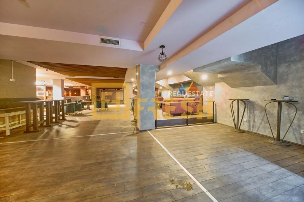 Sale, office space, 1343m², Centar, Podgorica