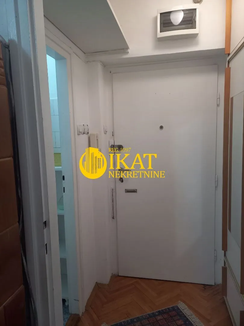 Rent, one bedroom apartment, 34m², Savski Venac, Beograd