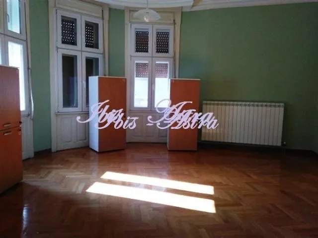 Rent, four bedroom apartment, 130m², Skadarlija, Beograd