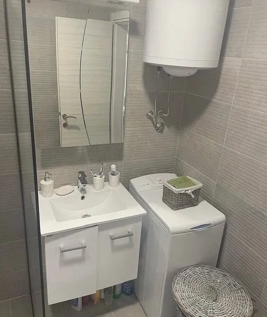 Rent, studio apartment, 35m², Gradiošnica, Tivat