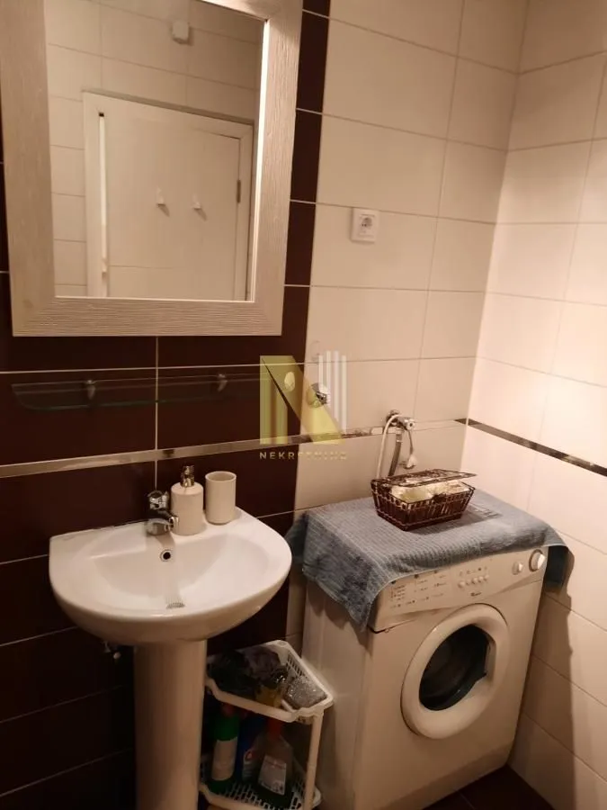 Izdavanje, dvosoban stan, 41m², Liman 3, Novi Sad Sve Podlokacije