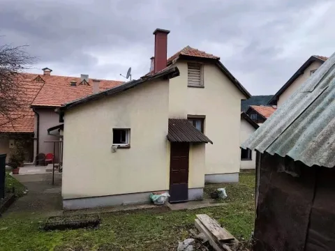 Zemljište in Crljenice