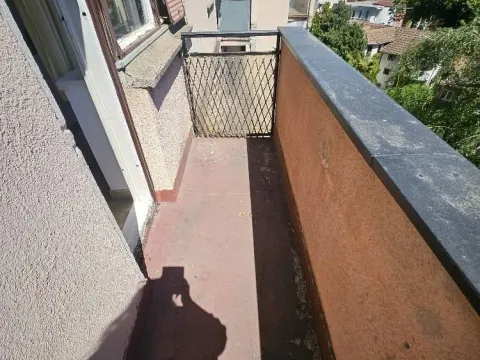 Rent, one bedroom apartment, 33m², Zemun Centar, Zemun Sve Podlokacije - image 18