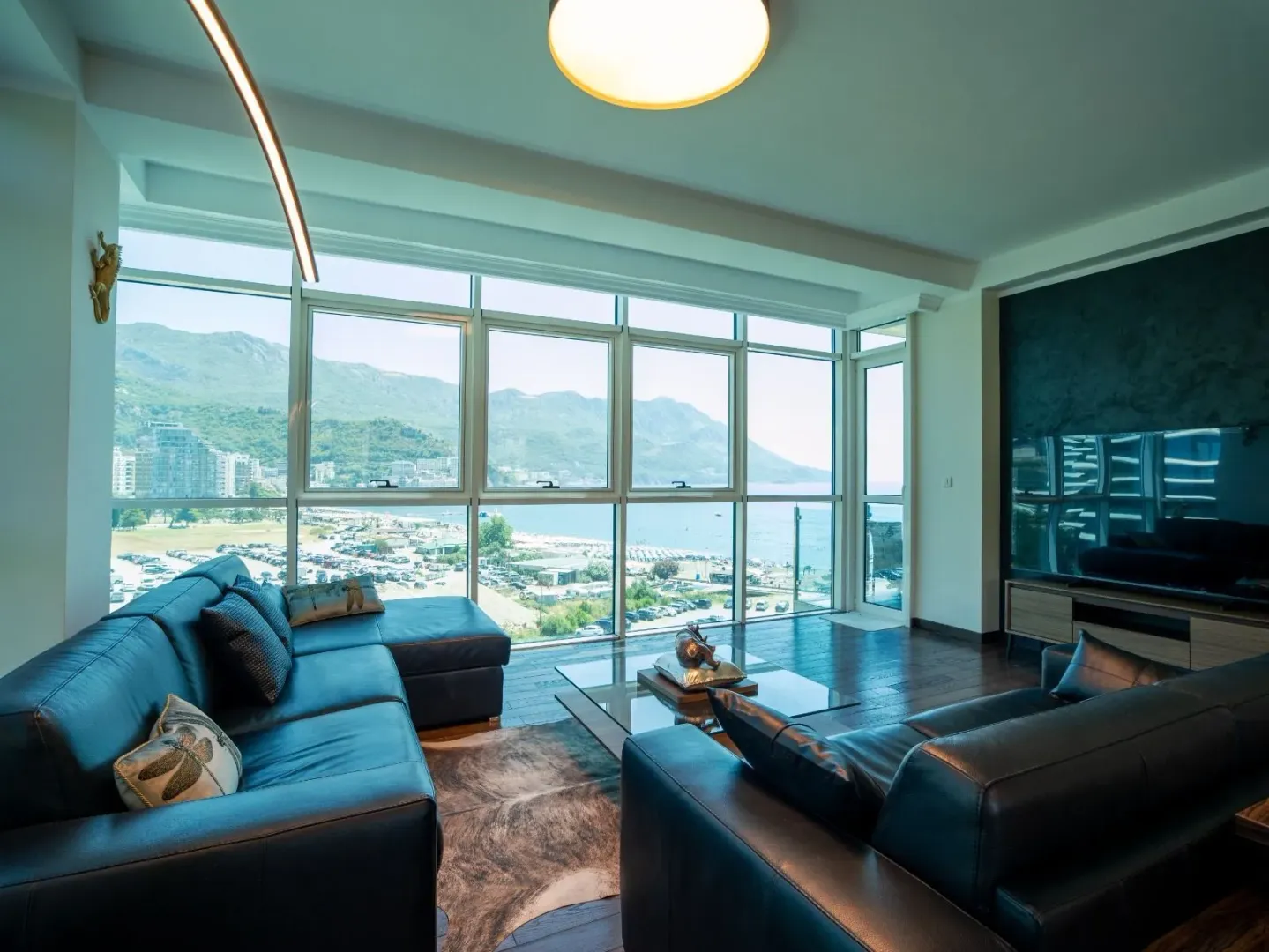 Sale, two bedroom apartment, 89m², Bečići, Budva