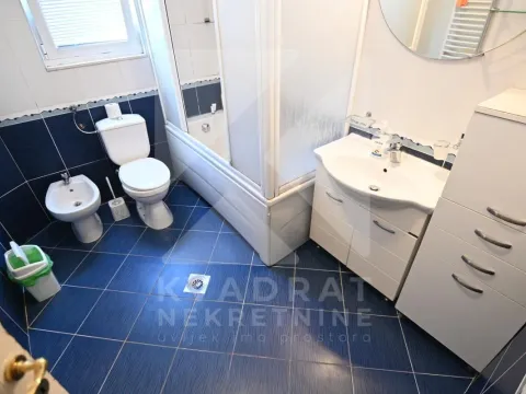 Rent, three bedroom apartment, 150m², Donja Gorica, Podgorica - image 12