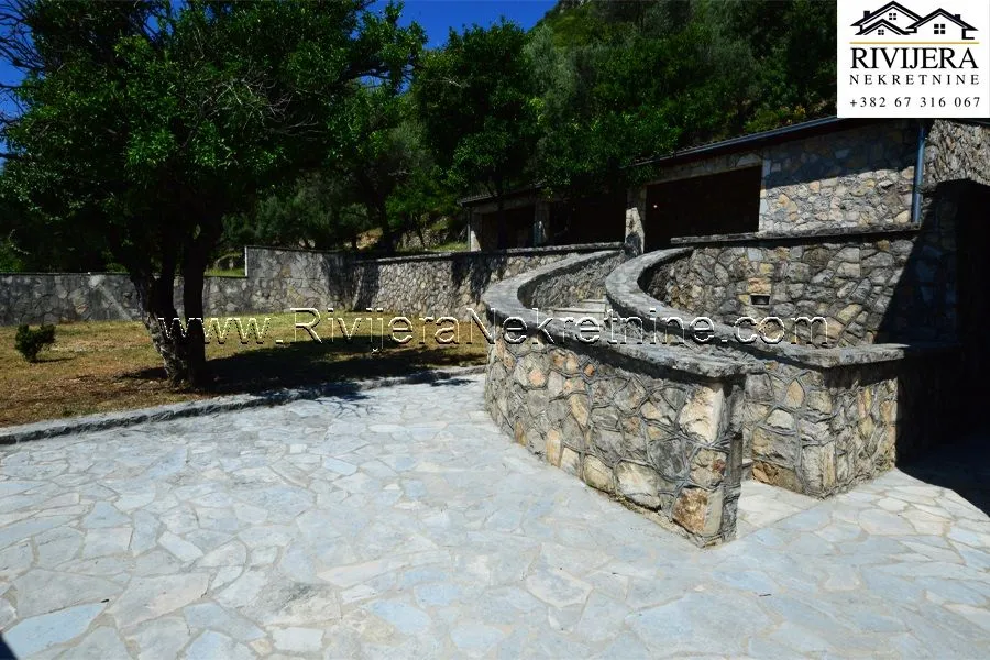 Prodaja, kuća, 219m², Đenovići, Herceg Novi