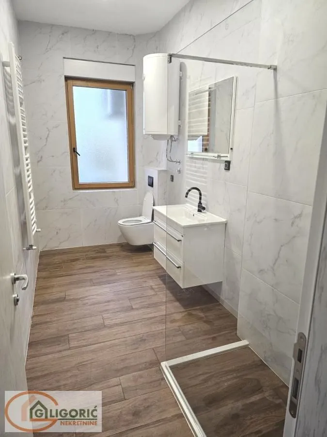 Sale, four bedroom apartment, 120m², Vračar Centar, Vračar Sve Podlokacije