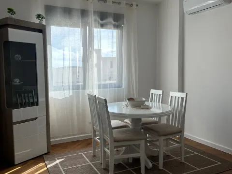 Izdavanje, jednosoban stan, 44m², Kava, Tivat - image 4