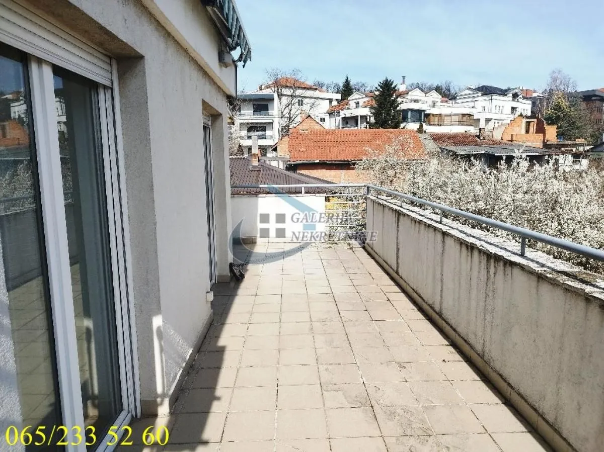 Sale, four bedroom apartment, 142m², Savski Venac, Beograd