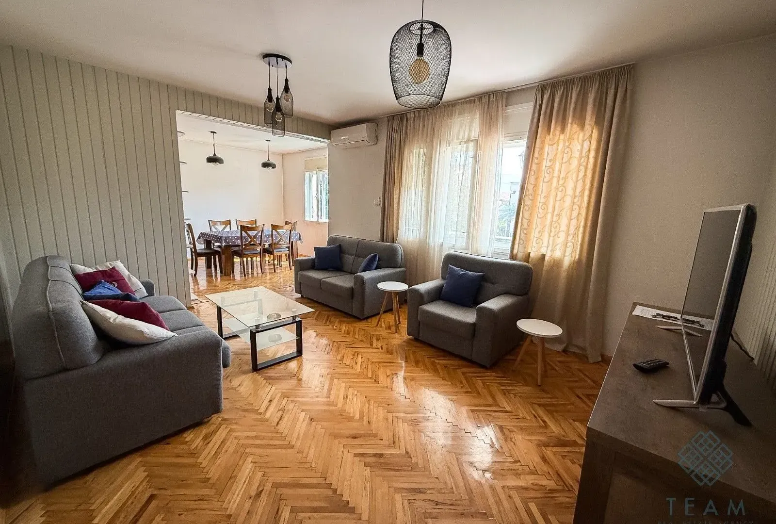 Izdavanje, dvosoban stan, 106m², Stari Aerodrom, Podgorica
