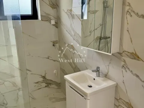 Sale, hospitality venue, 299m², Tivat, Crna Gora - image 25