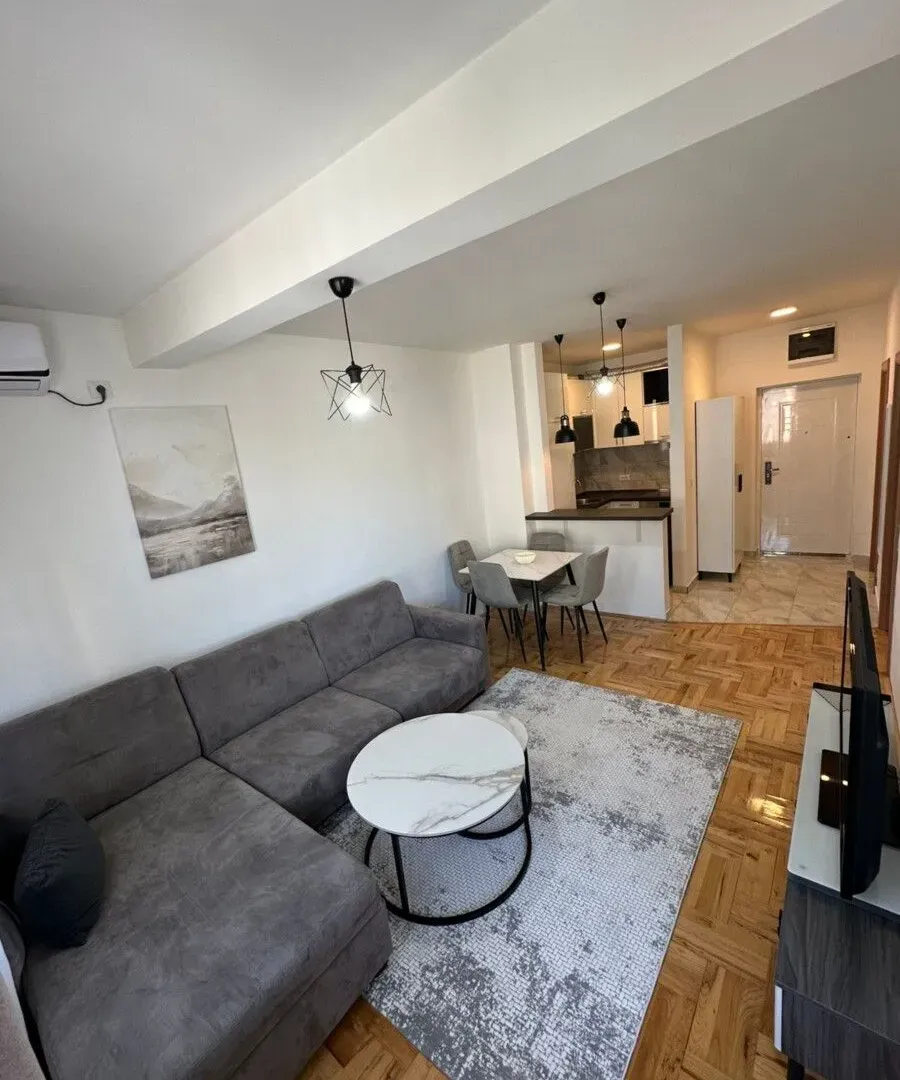 Izdavanje, jednosoban stan, 40m², Ljubović, Podgorica