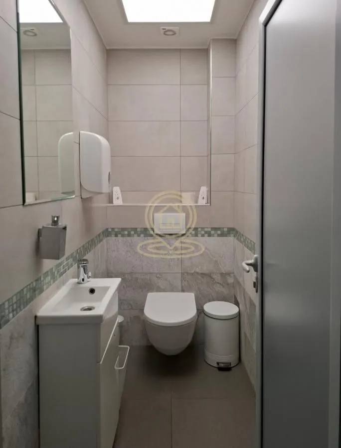 Rent, office space, 325m², Zemun Sve Podlokacije, Beograd