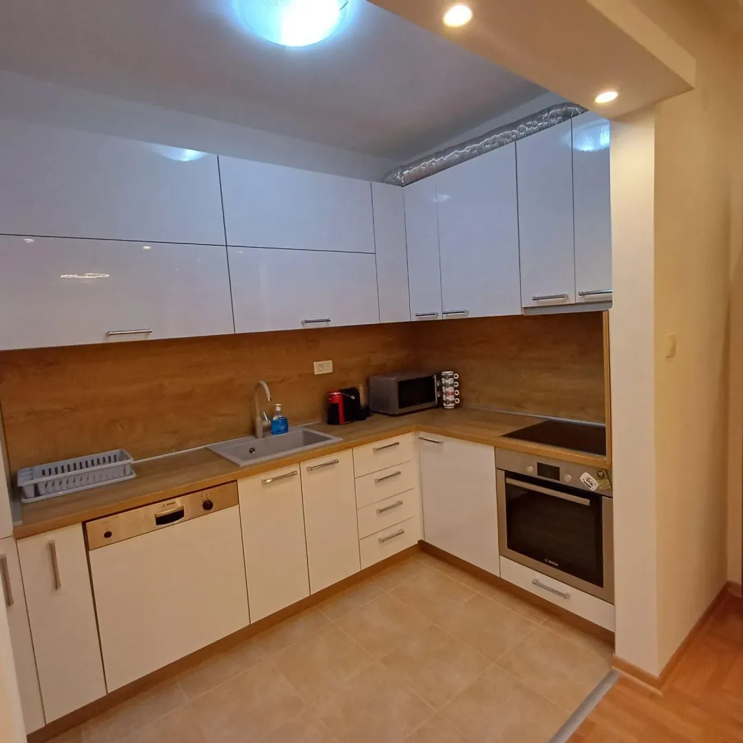 Prodaja, dvosoban stan, 76m², Centar, Nikšić