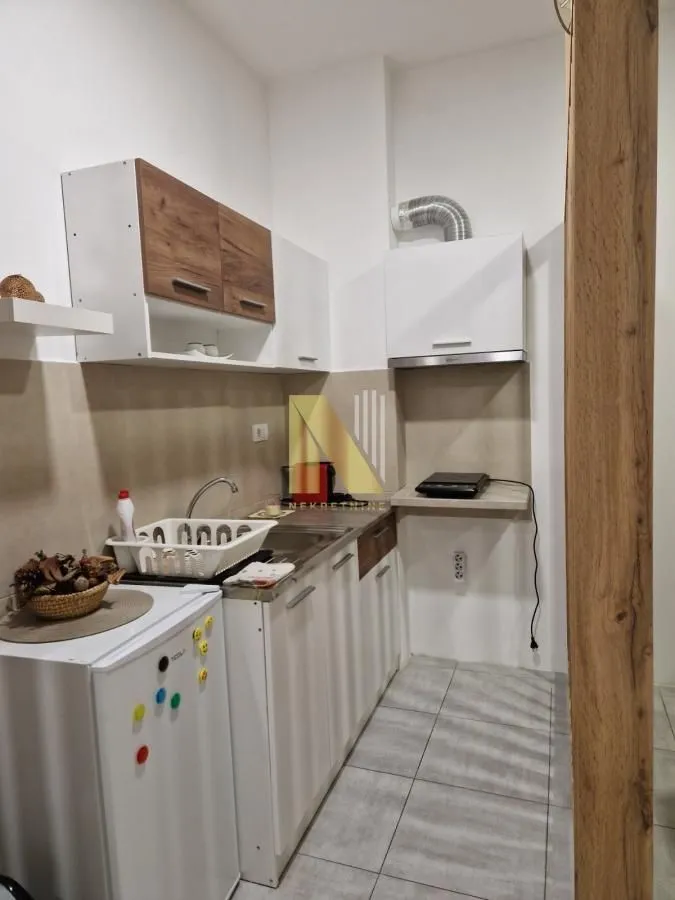 Prodaja, dvosoban stan, 41m², Salajka, Novi Sad Sve Podlokacije