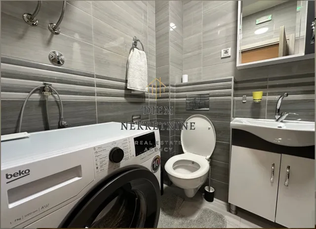 Izdavanje, dvosoban stan, 102m², Zabjelo, Podgorica