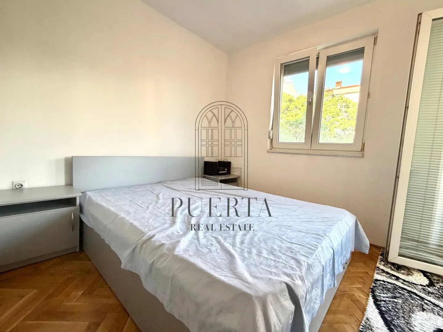 Izdavanje, jednosoban stan, 35m², Stari Aerodrom, Podgorica
