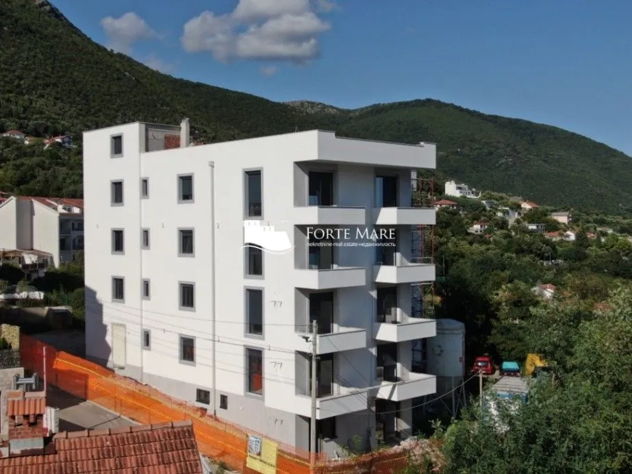 Prodaja, jednosoban stan, 47m², Đenovići, Herceg Novi