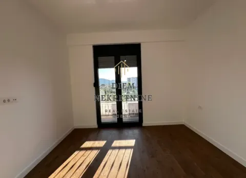 Rent, one bedroom apartment, 47m², Čeluga, Bar - image 3