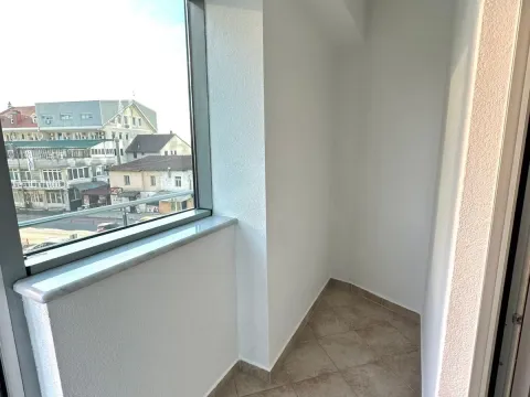 Rent, two bedroom apartment, 53m², Centar, Podgorica - image 3