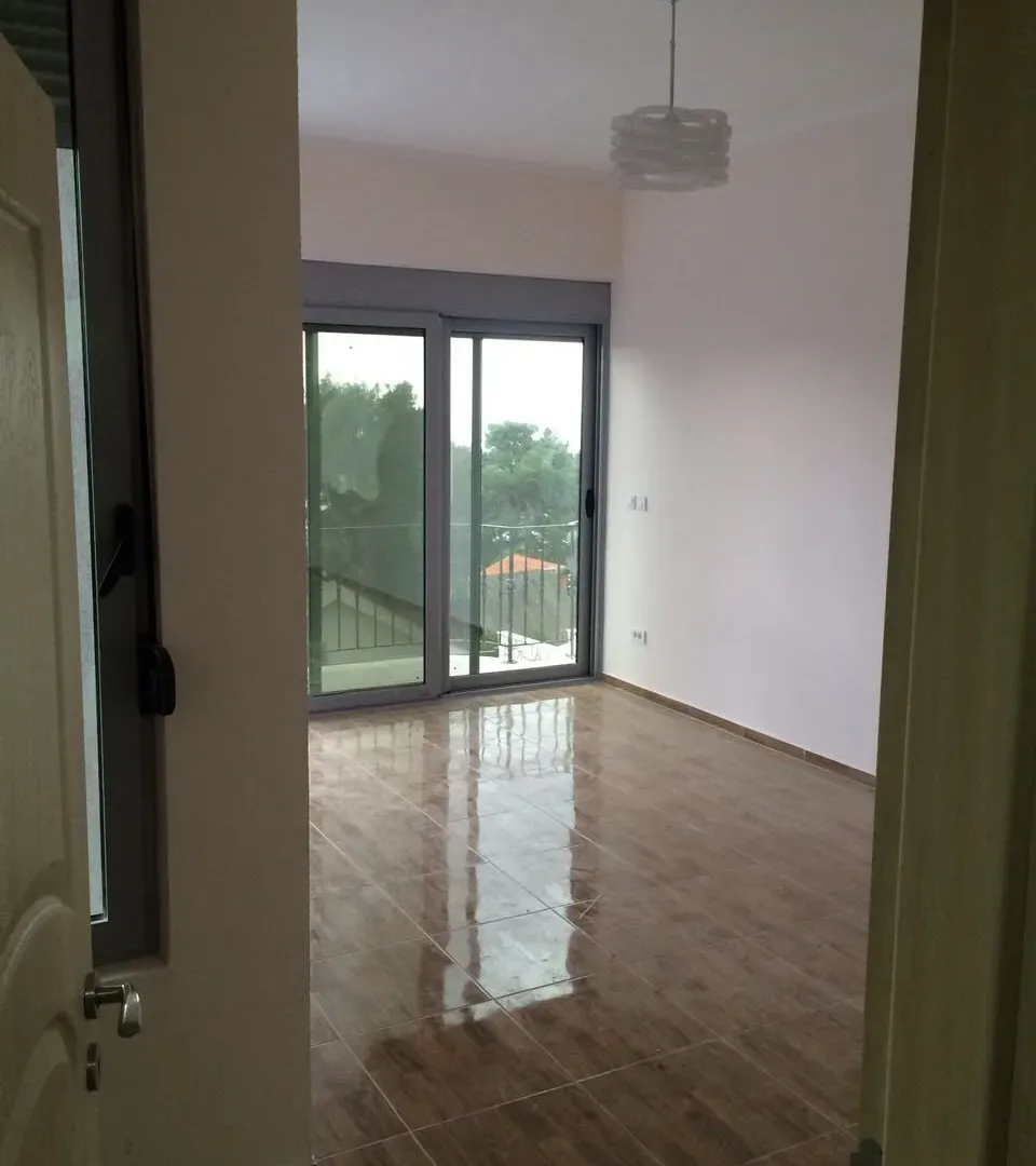 Sale, house, 255m², Šušanj, Bar