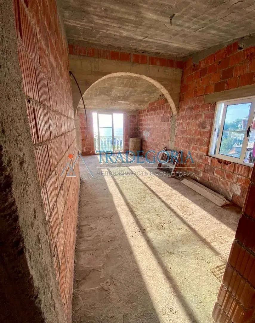 Prodaja, kuća, 180m², Dobra Voda, Bar