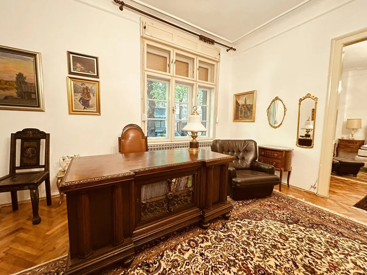 Rent, four bedroom apartment, 139m², Stari Grad, Beograd