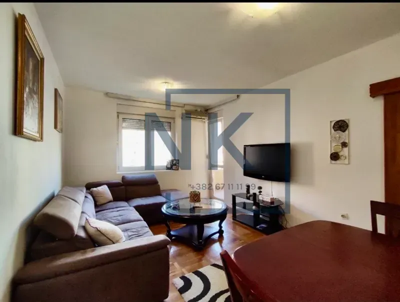 Izdavanje, dvosoban stan, 64m², Stari Aerodrom, Podgorica
