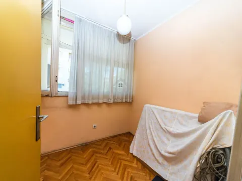 Izdavanje, trosoban stan, 105m², Preko Morače, Podgorica - image 11