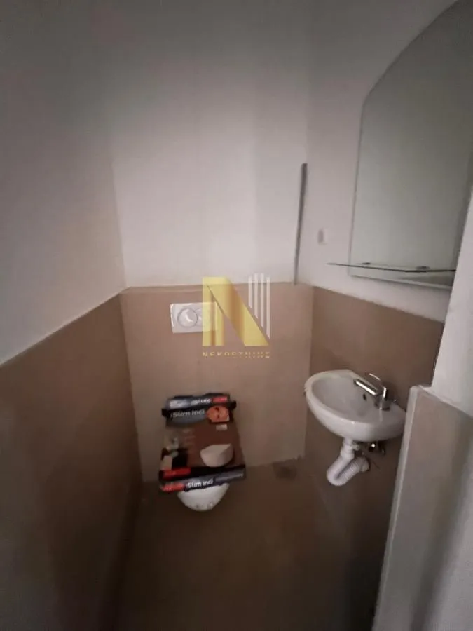 Prodaja, četvorosoban stan, 90m², Lipov gaj, Novi Sad Sve Podlokacije