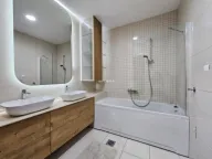 Izdavanje, dvosoban stan, 92m², Centar, Budva - image 2