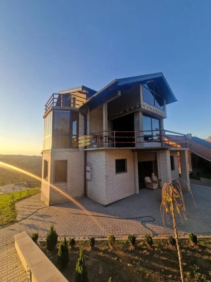 Prodaja, kuća, 550m², Sremska Kamenica, Petrovaradin
