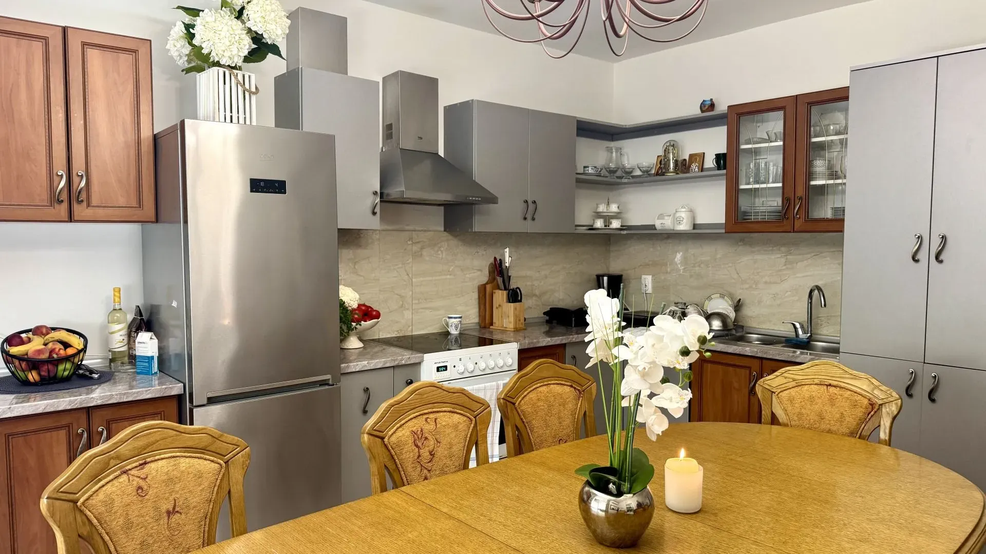 Rent, three bedroom apartment, 100m², Seljanovo, Tivat
