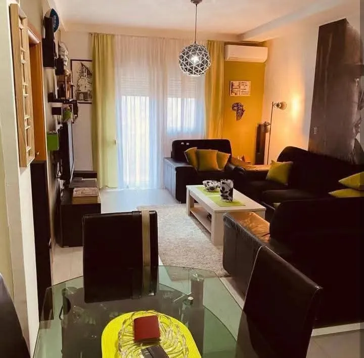 Prodaja, dvosoban stan, 70m², Stari Aerodrom, Podgorica