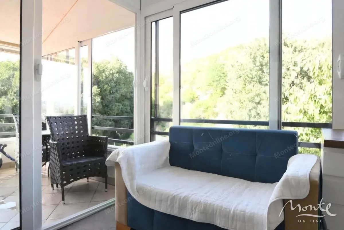 Prodaja, dvosoban stan, 103m², Donja Gorica, Podgorica