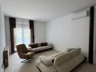 Izdavanje, jednosoban stan, 53m², Krivi Most, Podgorica