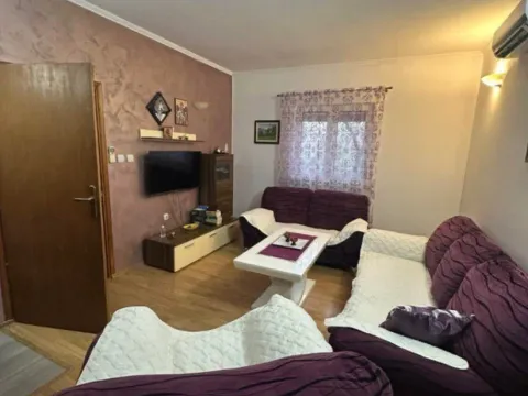 Rent, house, 90m², Spuž, Danilovgrad - image 2