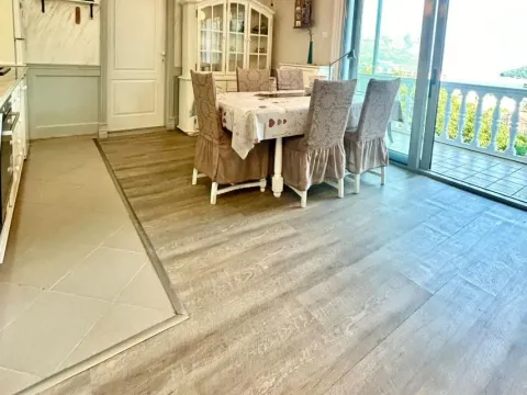 Izdavanje, trosoban stan, 85m², Babin Do, Budva - image 2