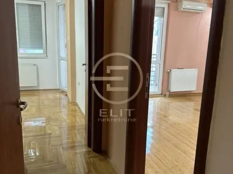 Izdavanje, poslovni prostor, 91m², Podbara, Novi Sad Sve Podlokacije - image 4