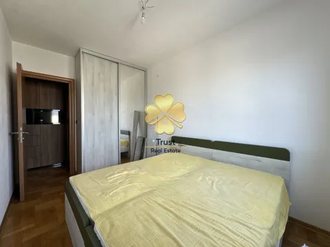 Izdavanje, trosoban stan, 85m², Stari Aerodrom, Podgorica - image 16