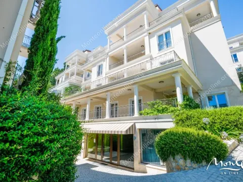 Sale, three bedroom apartment, 166m², Đenovići, Herceg Novi - image 37