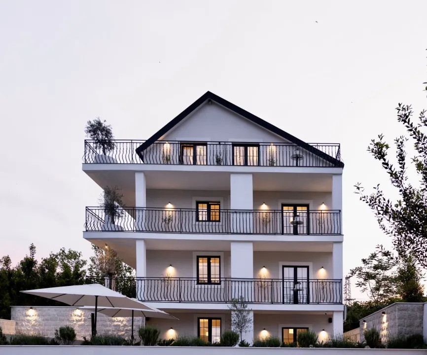 Sale, house, 424m², Brda, Budva