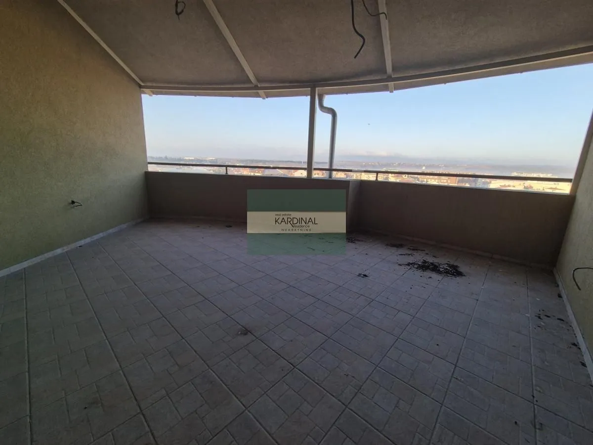 Prodaja, stan, 222m², Centar, Jagodina